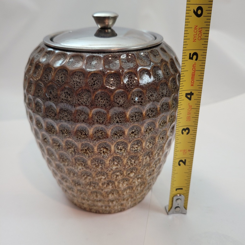 Ceramic Grease Keeper "Bacon Fat Saver" Jar‎ Brown Tan Pottery Metal Lid Liner